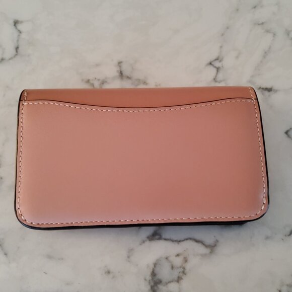 Coach Essential Slim Card Case in Gold /Buff - Picture 2 of 5